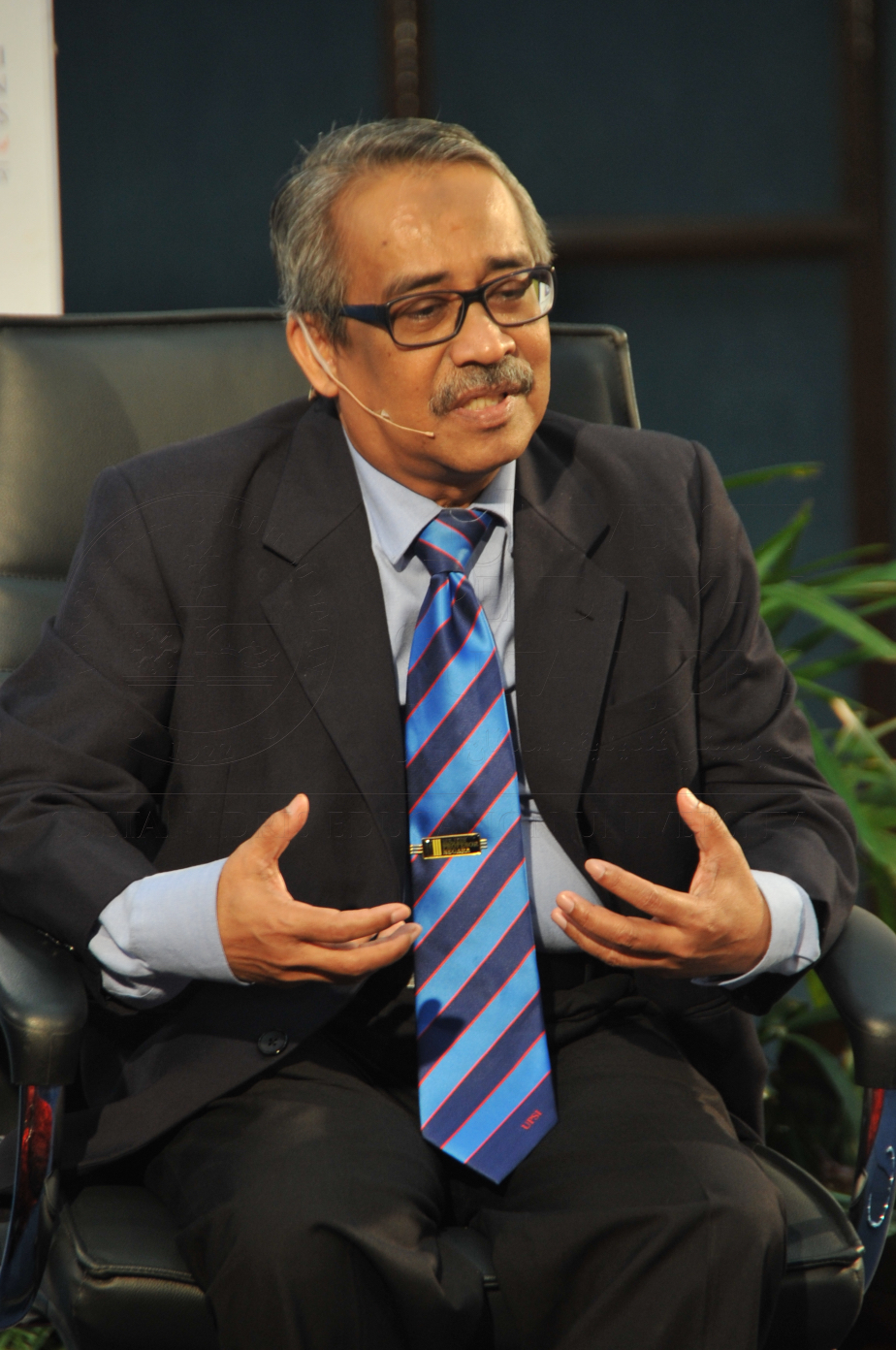 PRO15 151 ADVOKASI HAS 7275